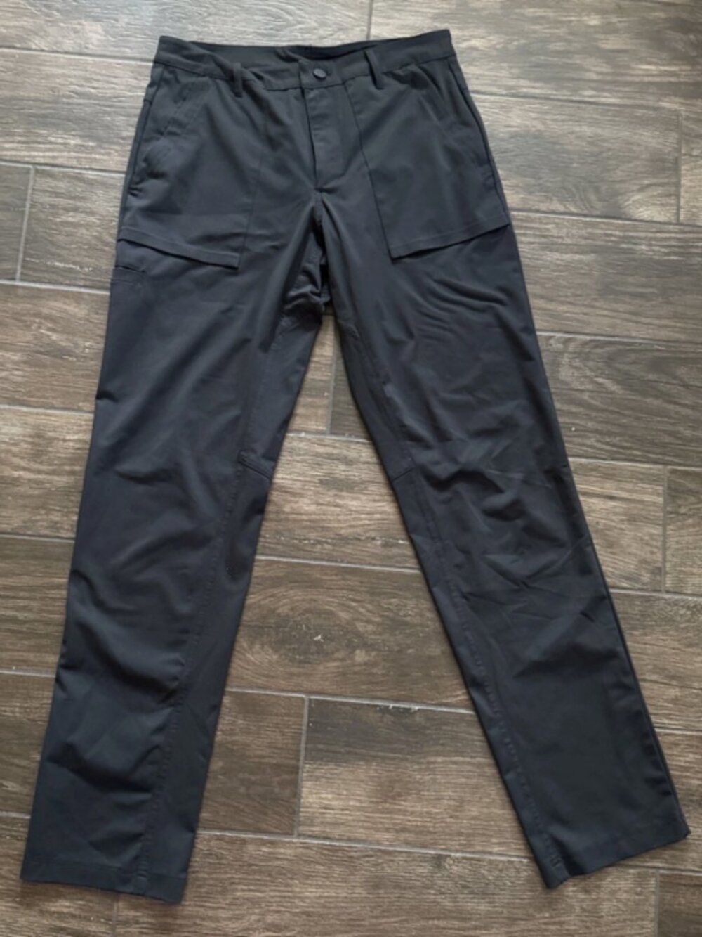 Alo Yoga Black Technical Commuter Cargo Pants 36R